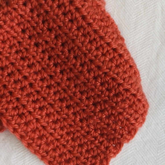 handmade burnt orange knit baby infant bonnet with adjustable back unisex - Picture 4 of 4